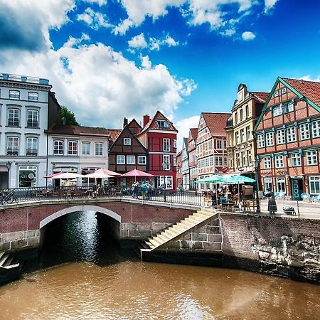 Die Stader Ferienwohnung Mit Terrasse Buitenkant foto